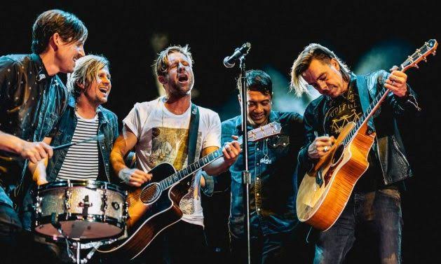Switchfoot live on tour